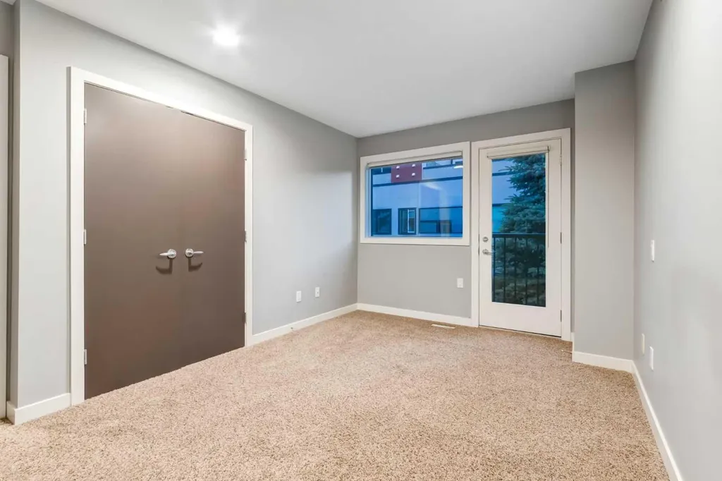 1720 12 Street SW Calgary AB T2T3M9