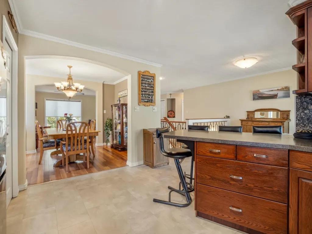 219 Falcon Ridge Way W Rural Lethbridge County AB T1J 5R8