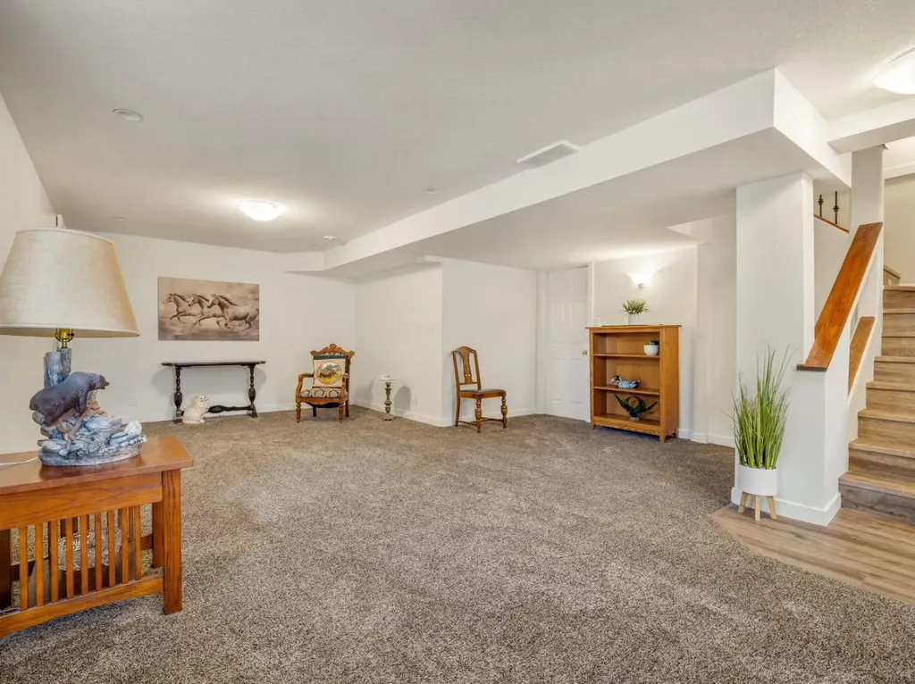219 Falcon Ridge Way W Rural Lethbridge County AB T1J 5R8