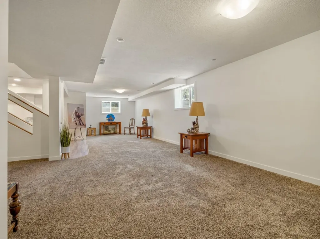 219 Falcon Ridge Way W Rural Lethbridge County AB T1J 5R8