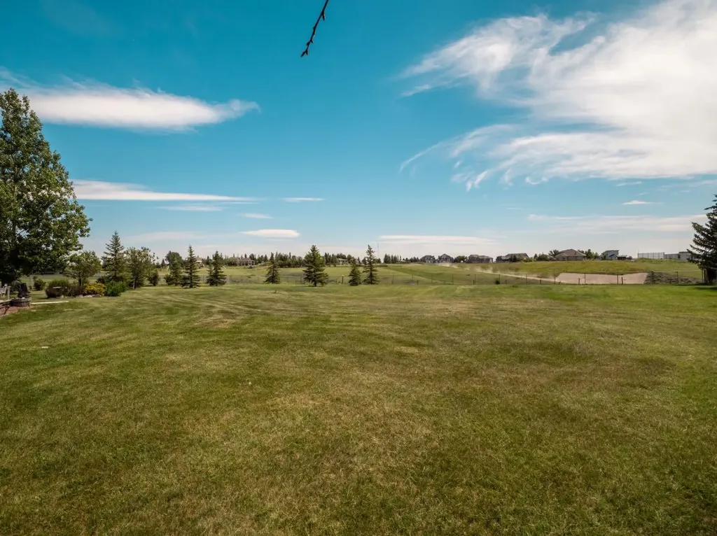 219 Falcon Ridge Way W Rural Lethbridge County AB T1J 5R8