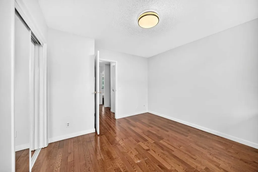 2727 Rundleson Road NE Calgary AB T1Y 3Z3