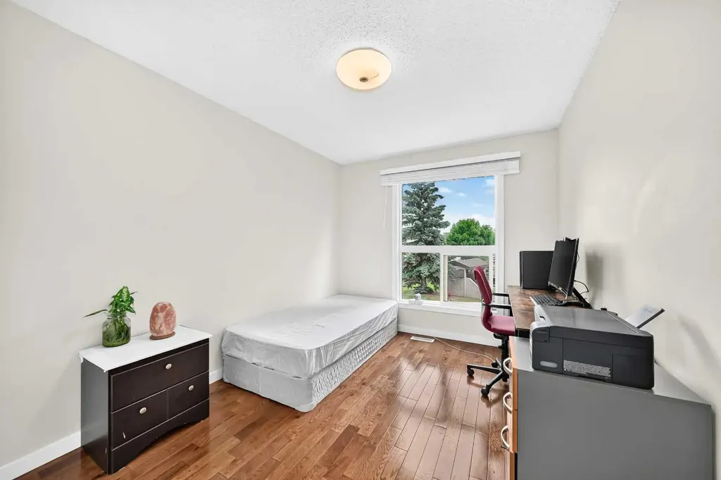 2727 Rundleson Road NE Calgary AB T1Y 3Z3