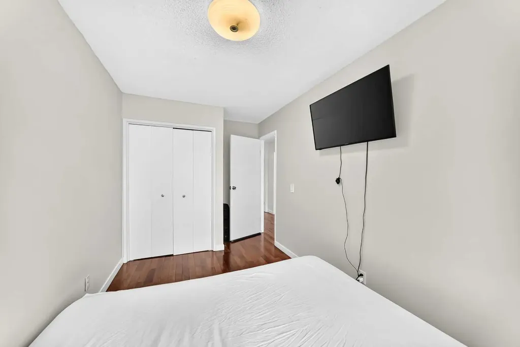 2727 Rundleson Road NE Calgary AB T1Y 3Z3