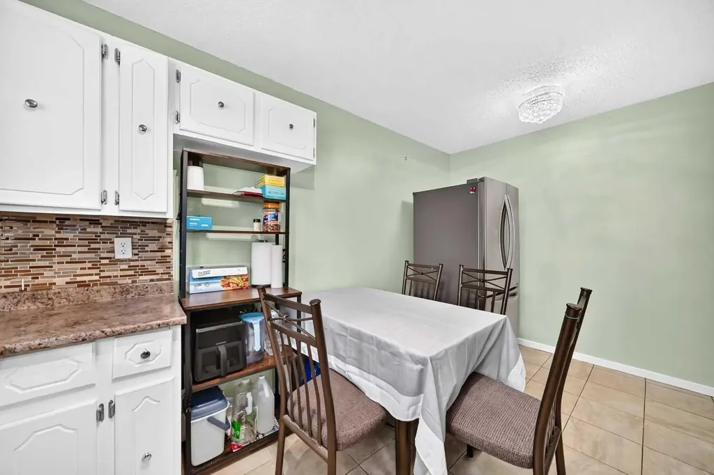 2727 Rundleson Road NE Calgary AB T1Y 3Z3