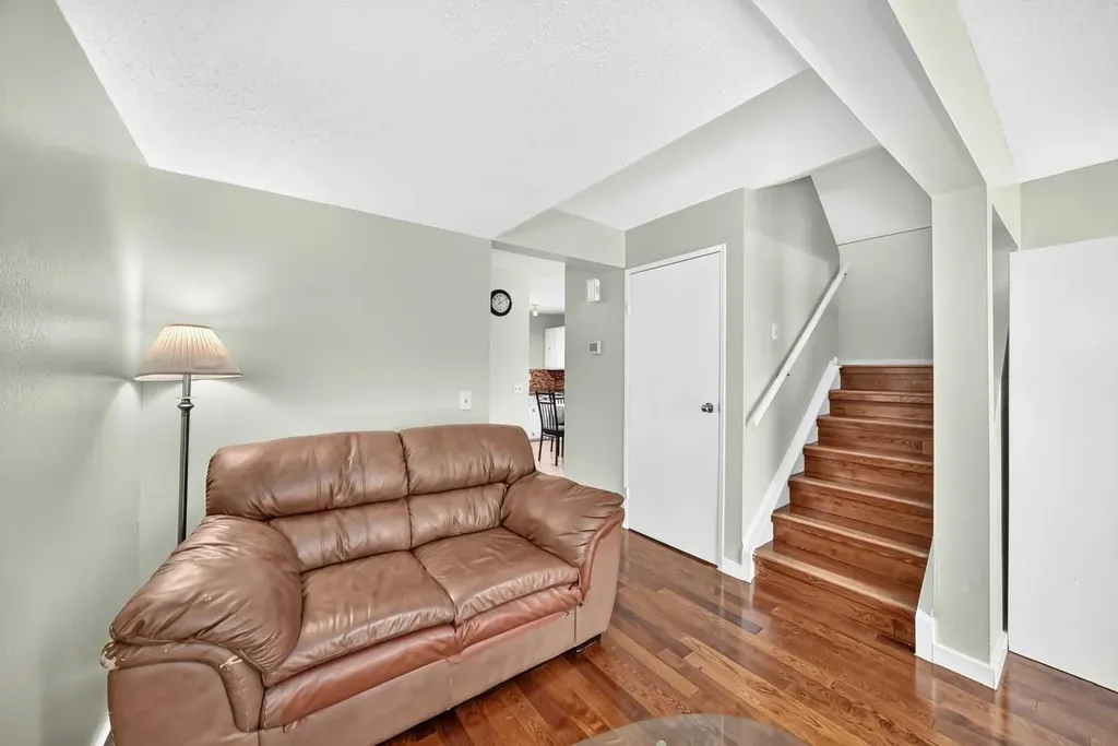 2727 Rundleson Road NE Calgary AB T1Y 3Z3