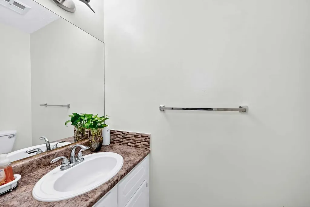 2727 Rundleson Road NE Calgary AB T1Y 3Z3