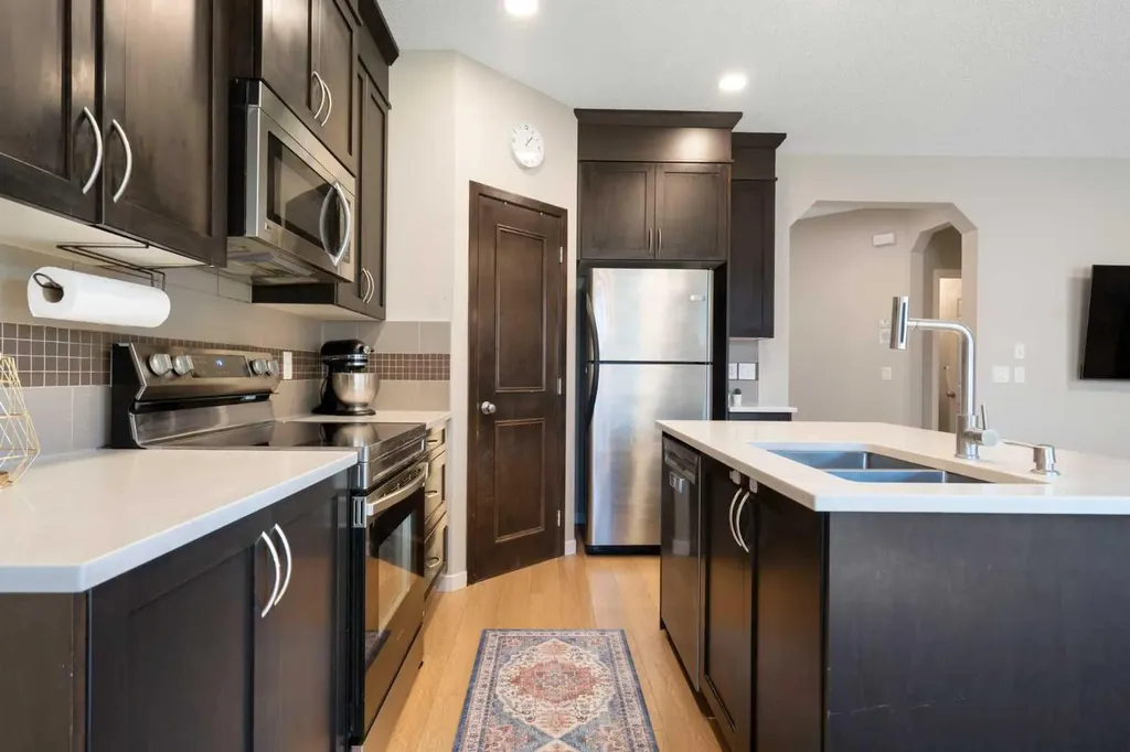 1258 New Brighton Drive SE Calgary AB T2Z 0W3