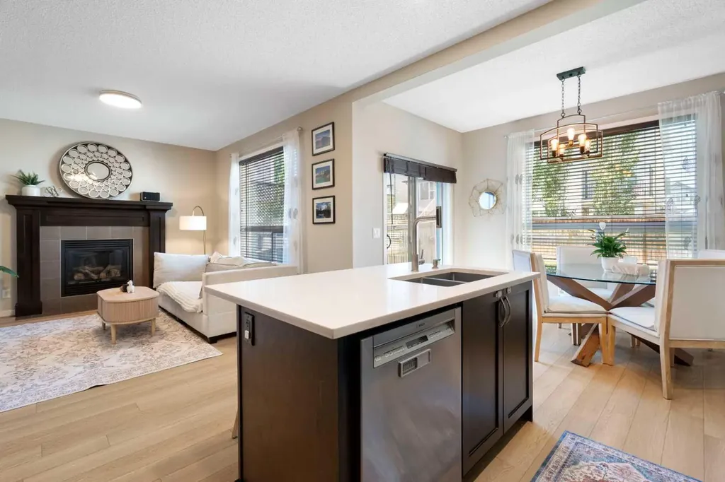 1258 New Brighton Drive SE Calgary AB T2Z 0W3