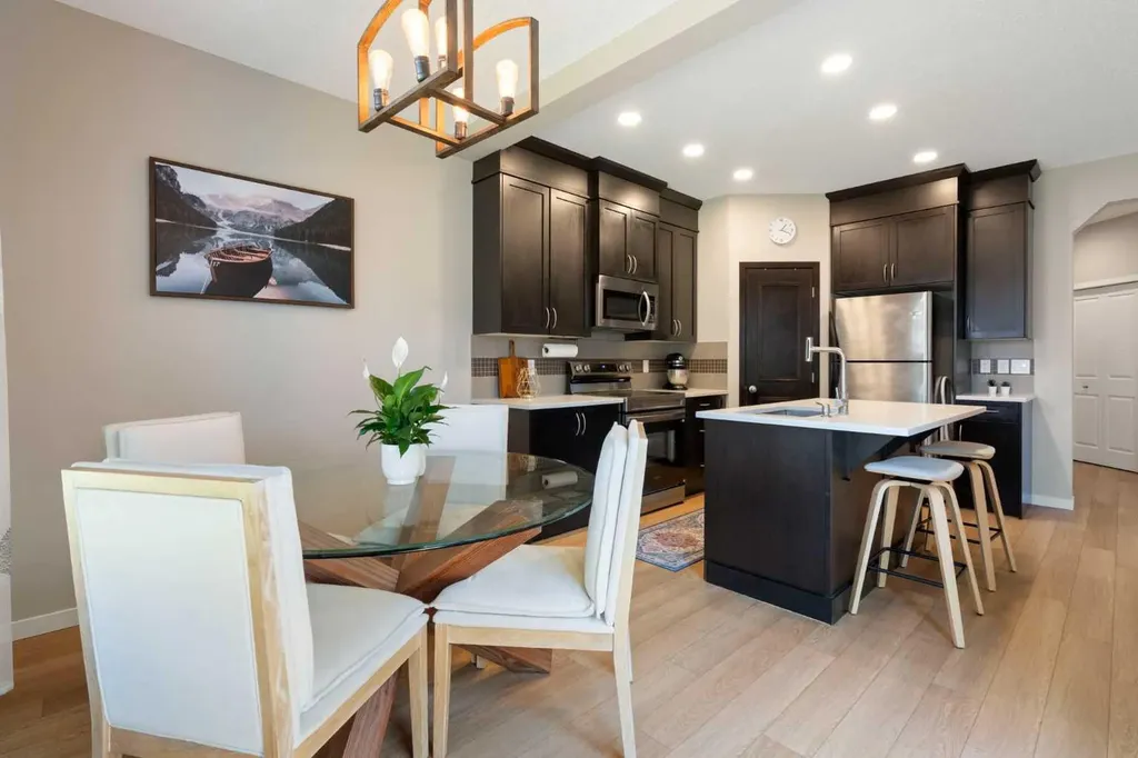 1258 New Brighton Drive SE Calgary AB T2Z 0W3