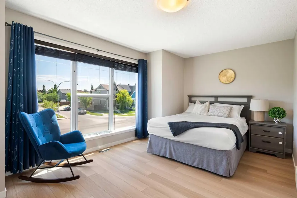 1258 New Brighton Drive SE Calgary AB T2Z 0W3