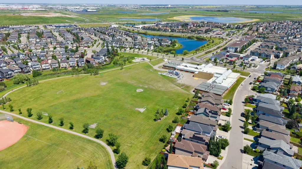1258 New Brighton Drive SE Calgary AB T2Z 0W3