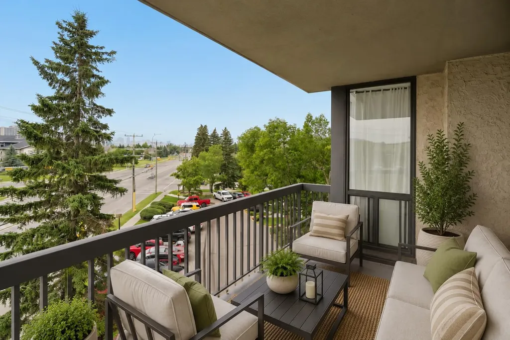 145 Point Drive NW Calgary AB T3B 4W1