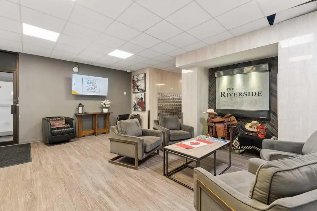 145 Point Drive NW Calgary AB T3B 4W1