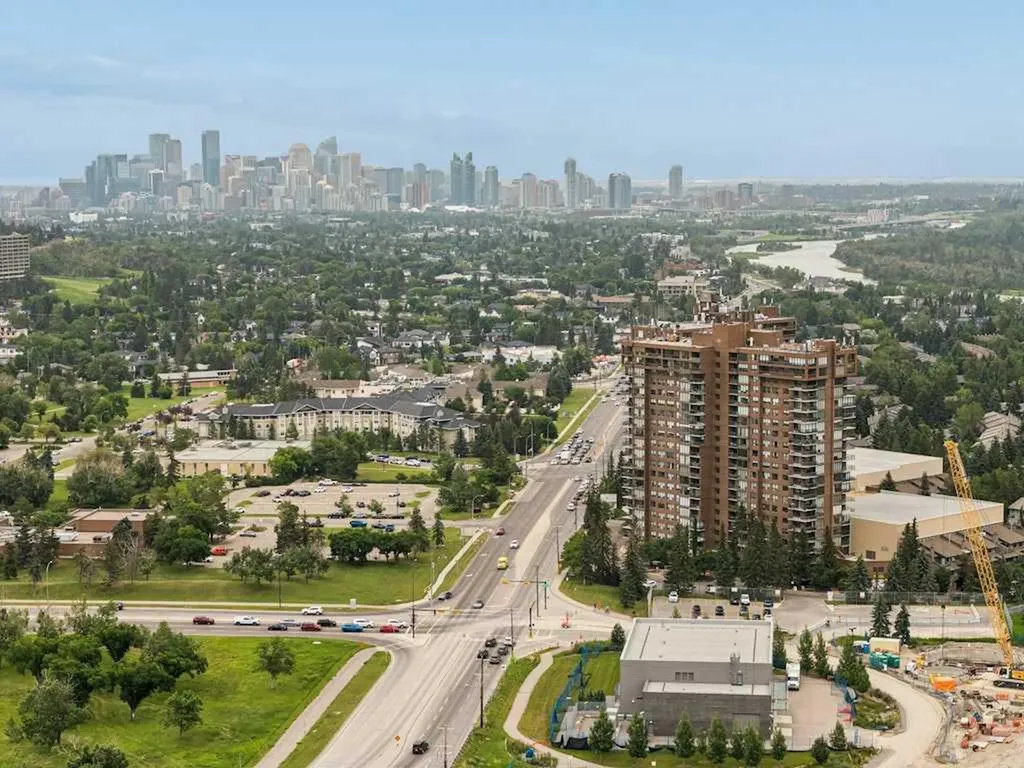 145 Point Drive NW Calgary AB T3B 4W1