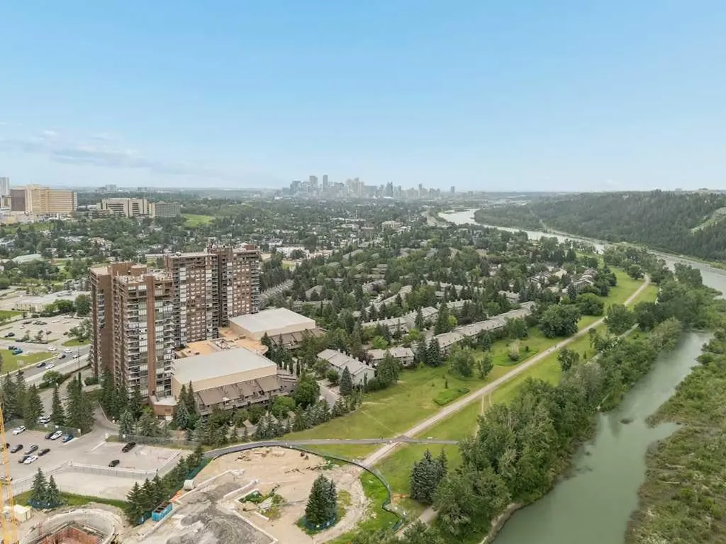 145 Point Drive NW Calgary AB T3B 4W1