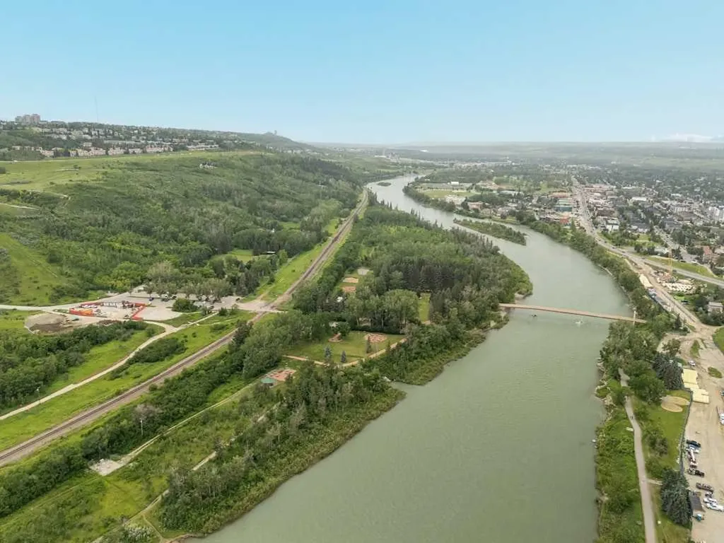 145 Point Drive NW Calgary AB T3B 4W1