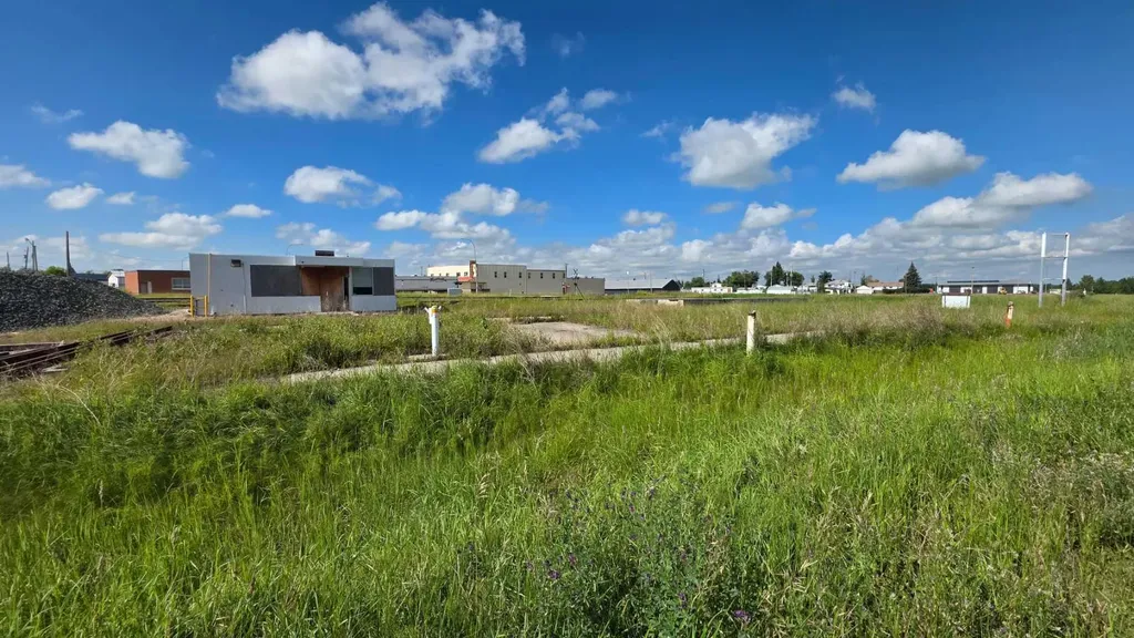 4919 52 Avenue Mayerthorpe AB T0E 1N0