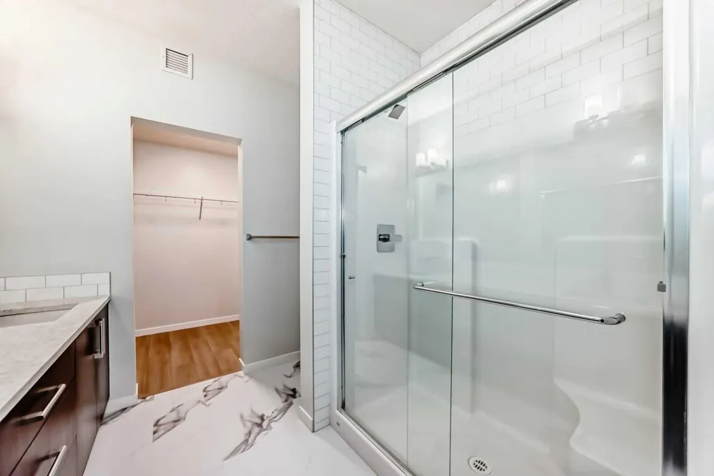 80 Carrington Plaza NW Calgary AB T3P 1X6