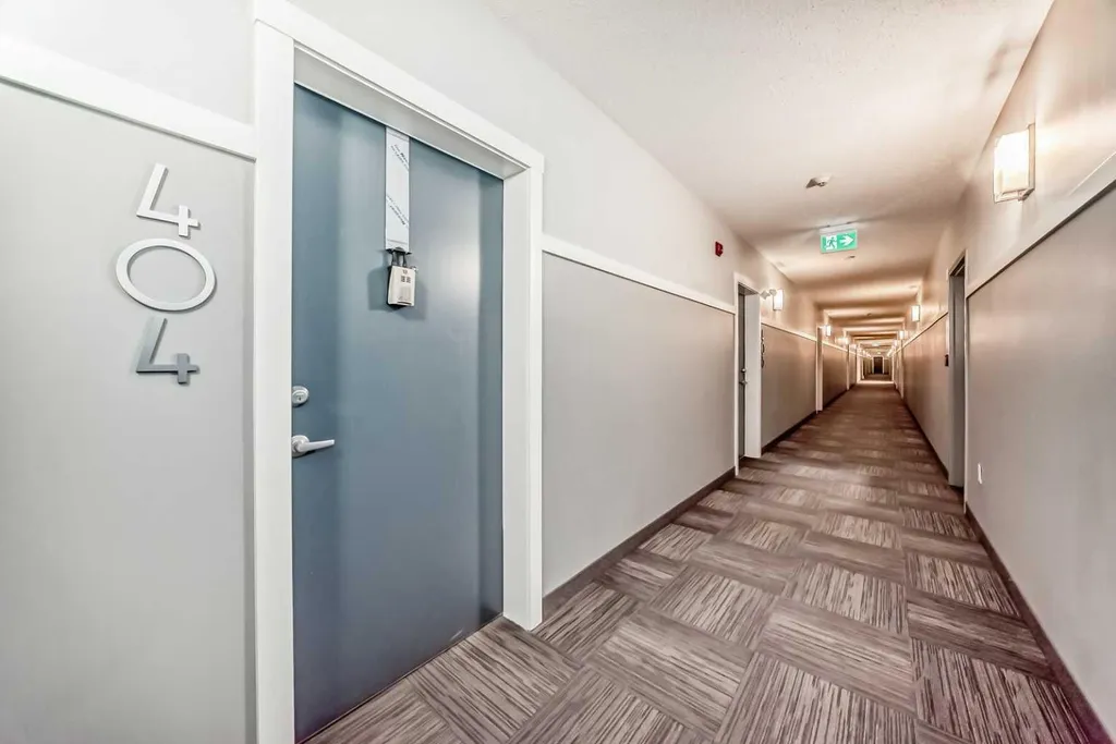 80 Carrington Plaza NW Calgary AB T3P 1X6