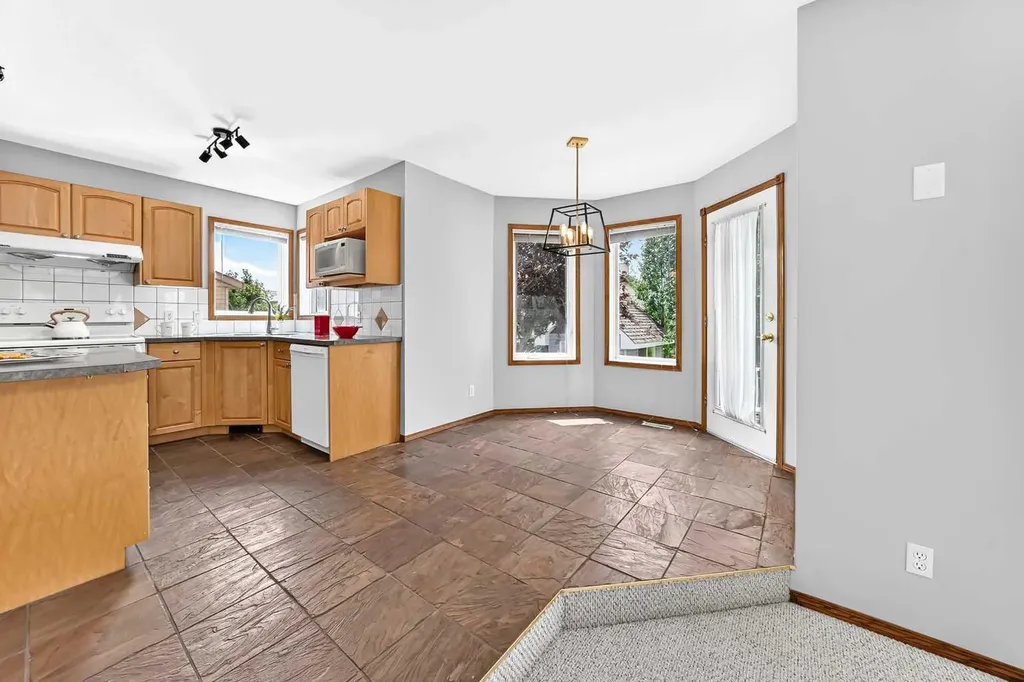 801 Panorama Hills Drive NW Calgary AB t3k4x4