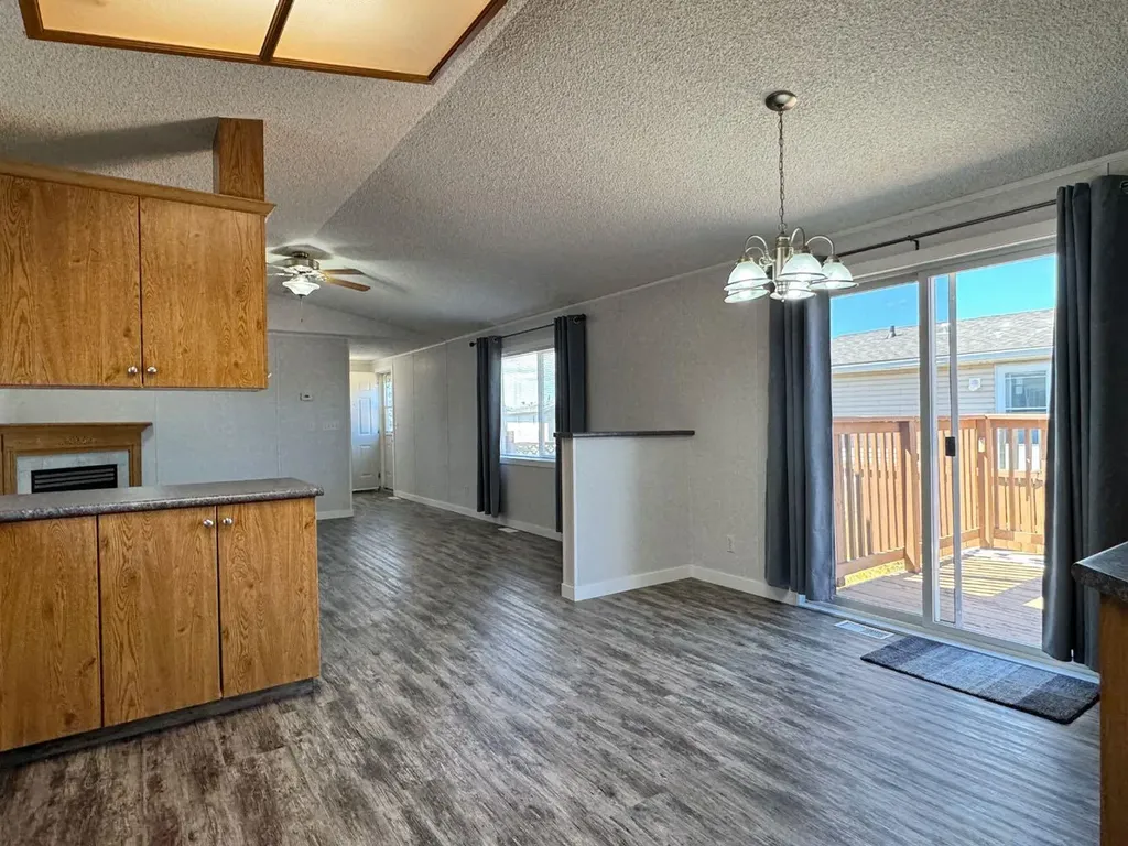 10915 96a Street Clairmont AB T0H 0W3