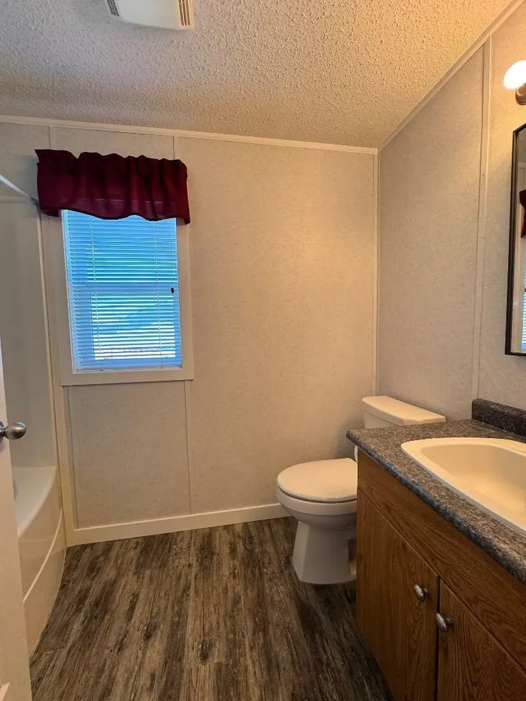 10915 96a Street Clairmont AB T0H 0W3