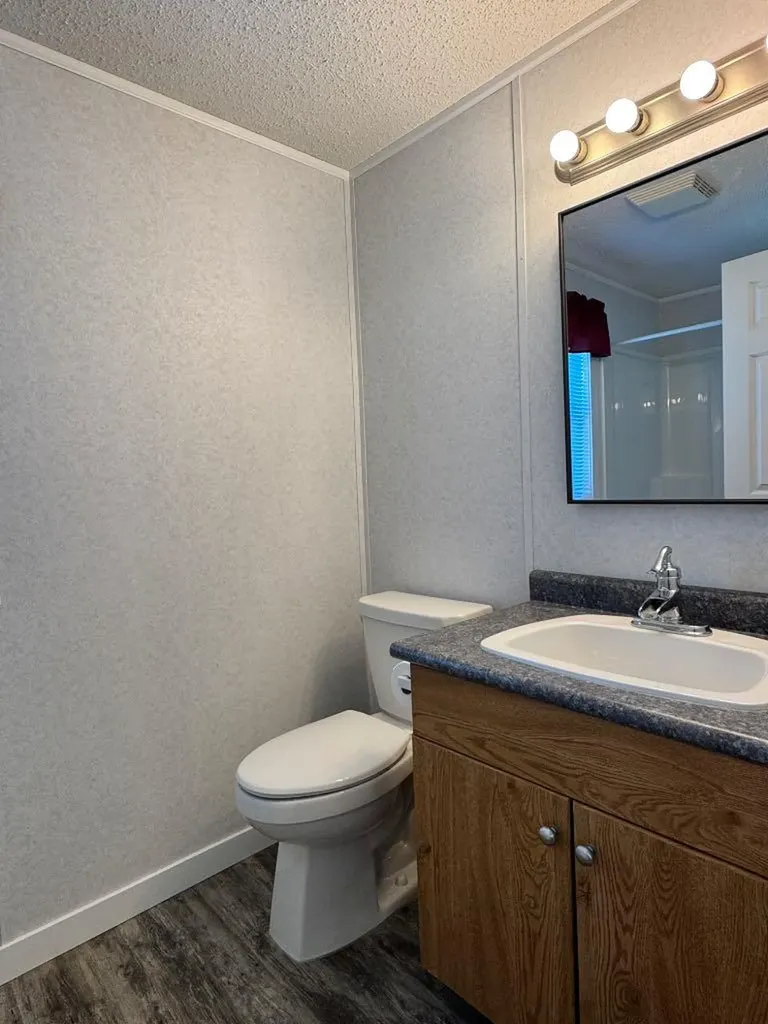 10915 96a Street Clairmont AB T0H 0W3