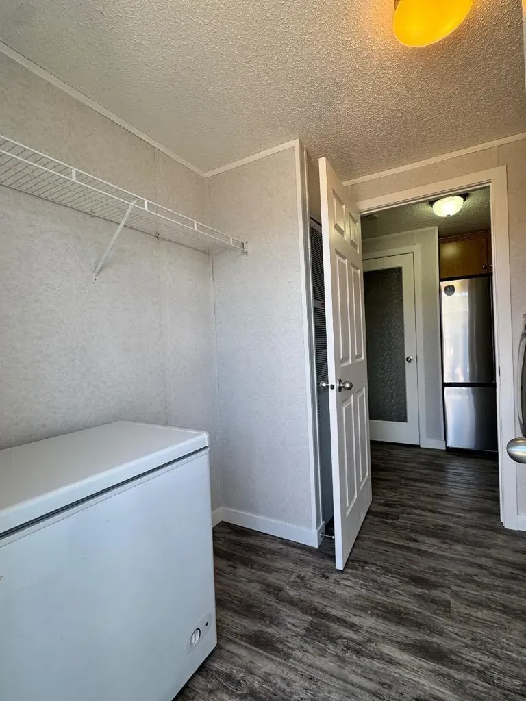 10915 96a Street Clairmont AB T0H 0W3