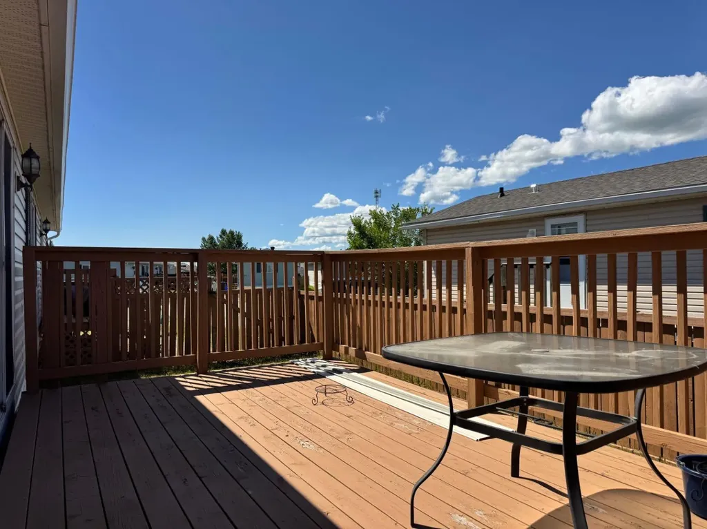 10915 96a Street Clairmont AB T0H 0W3