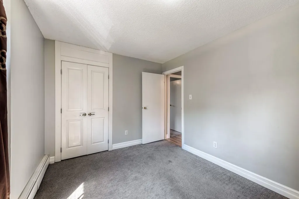 1330 15 Avenue SW Calgary AB T3C 3N7