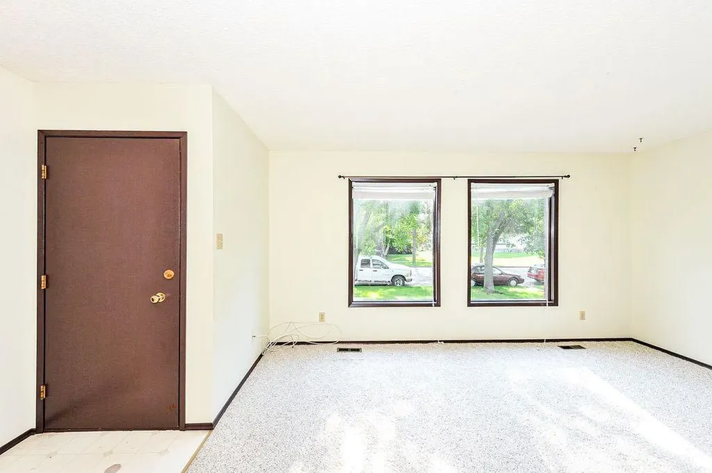 4310B 65 Street Camrose AB T4V 2J5
