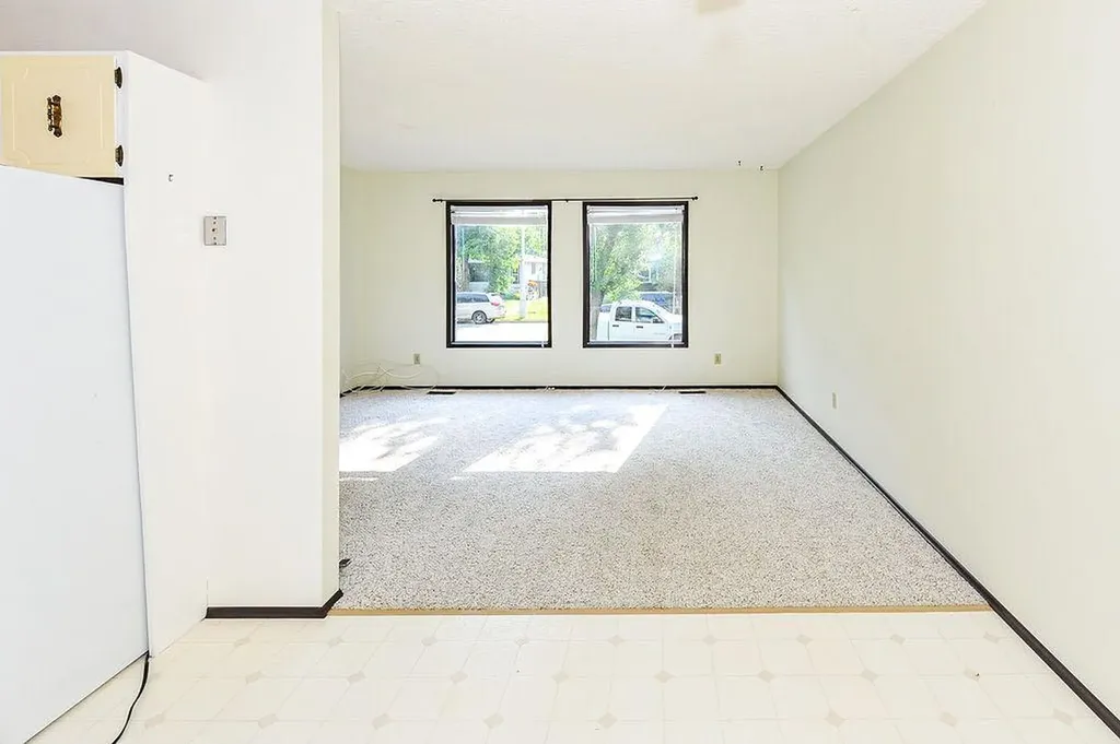 4310B 65 Street Camrose AB T4V 2J5