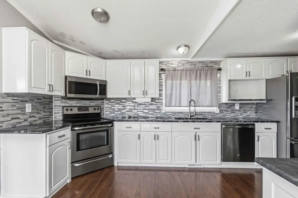 137 Cree Road Fort Mcmurray AB T9K 1X7
