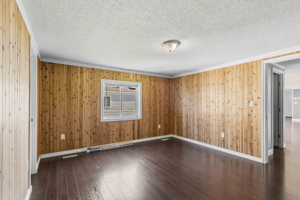 137 Cree Road Fort Mcmurray AB T9K 1X7