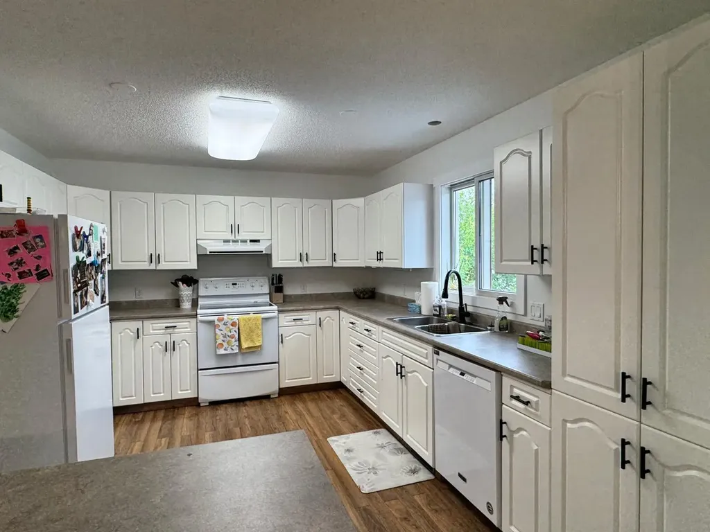 11604 106 Avenue Fairview AB T0H 1L0