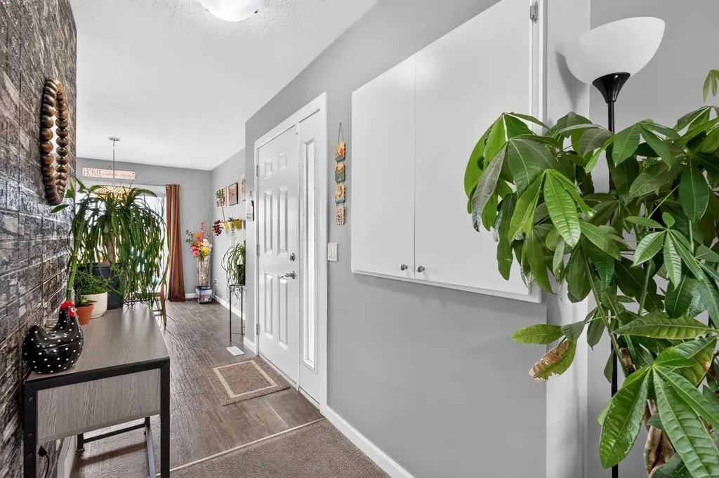 78 Sandpiper Drive Didsbury AB T0M 0w0