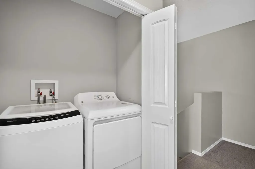 78 Sandpiper Drive Didsbury AB T0M 0w0