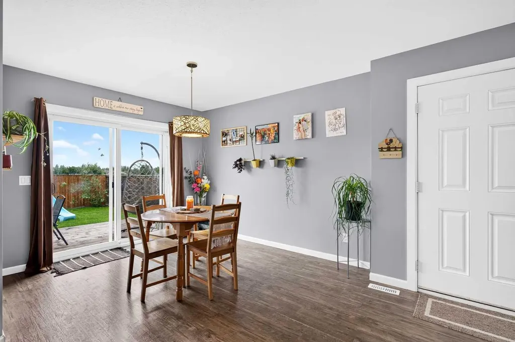 78 Sandpiper Drive Didsbury AB T0M 0w0