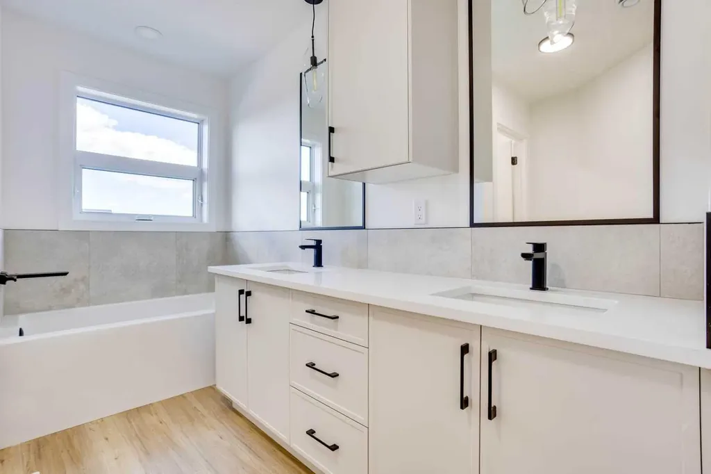 173 Aldergrove Avenue Fort Mcmurray AB T9J 1E6