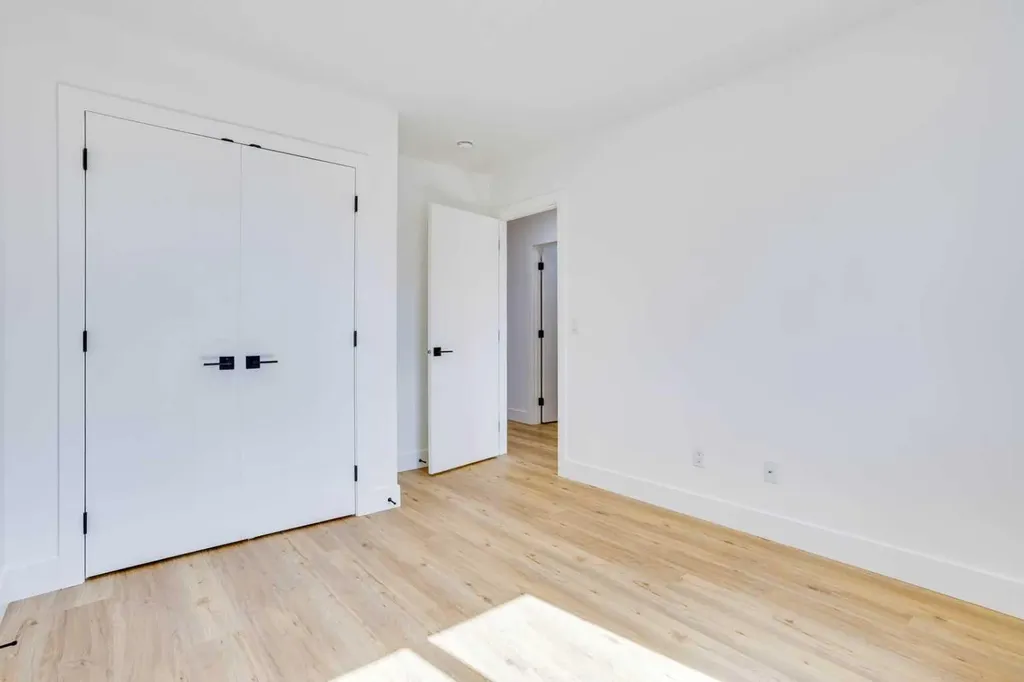 173 Aldergrove Avenue Fort Mcmurray AB T9J 1E6