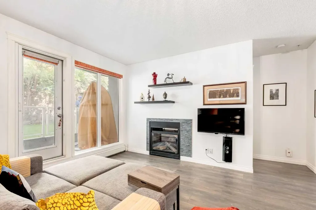 532 5 Avenue NE Calgary AB T2E 0L2