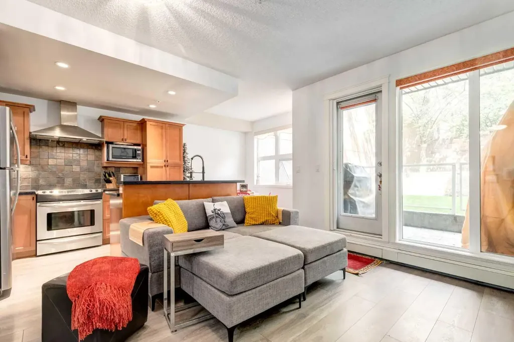 532 5 Avenue NE Calgary AB T2E 0L2