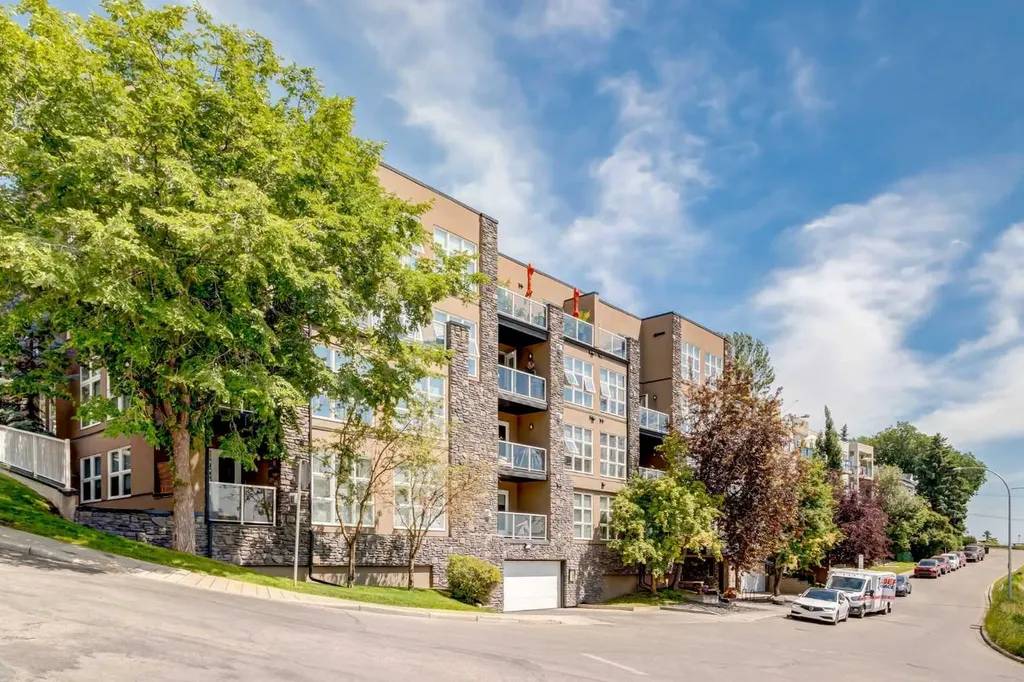 532 5 Avenue NE Calgary AB T2E 0L2