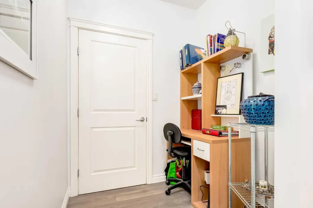 532 5 Avenue NE Calgary AB T2E 0L2
