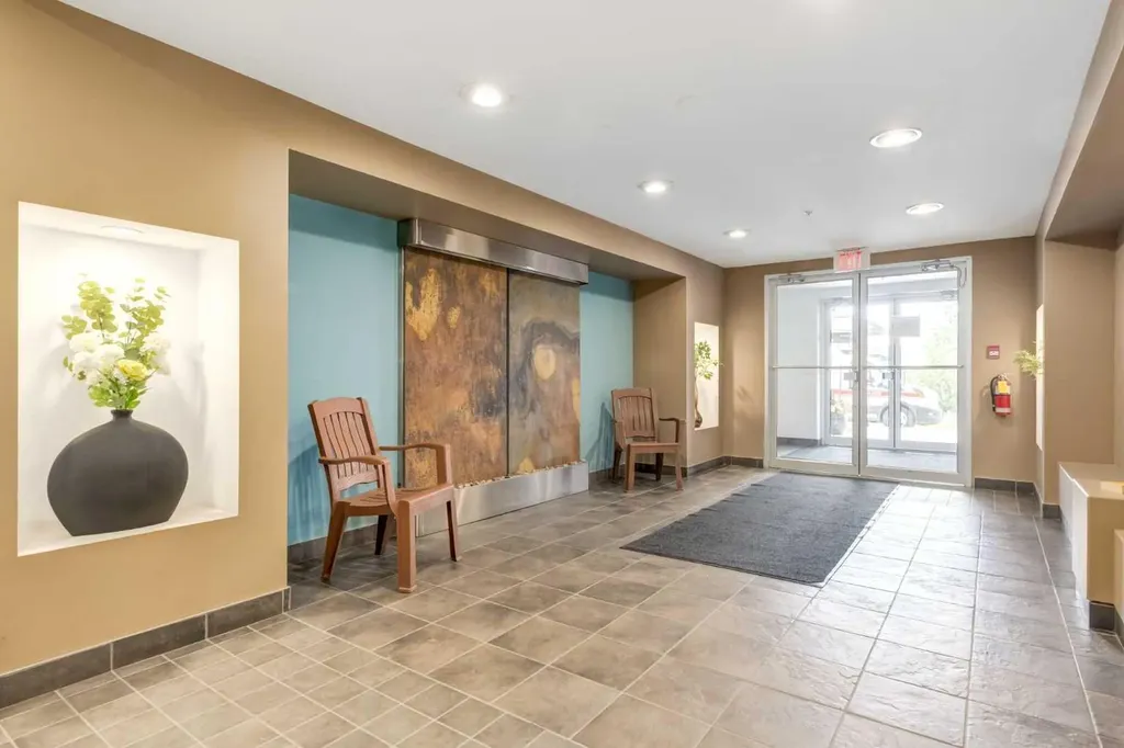 532 5 Avenue NE Calgary AB T2E 0L2