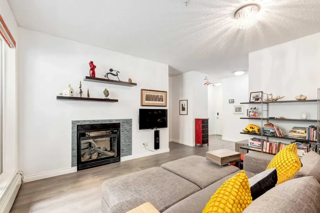 532 5 Avenue NE Calgary AB T2E 0L2