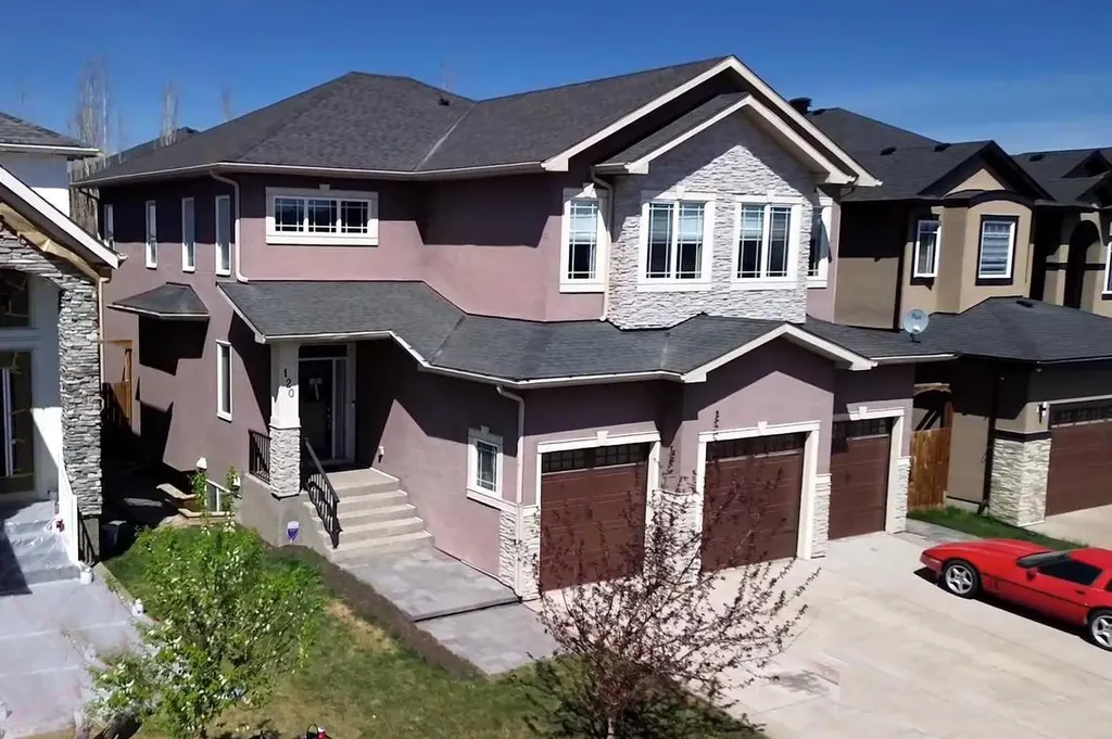 120 Kinniburgh Circle Chestermere AB T1X 0P8