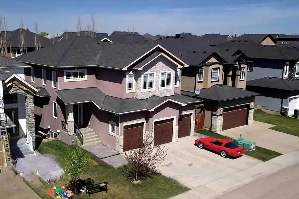 120 Kinniburgh Circle Chestermere AB T1X 0P8