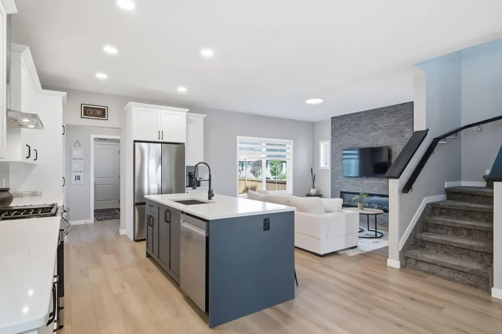 601 Reynolds Crescent SW Airdrie AB T4B5G1